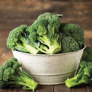 Fresh Broccoli Crowns 